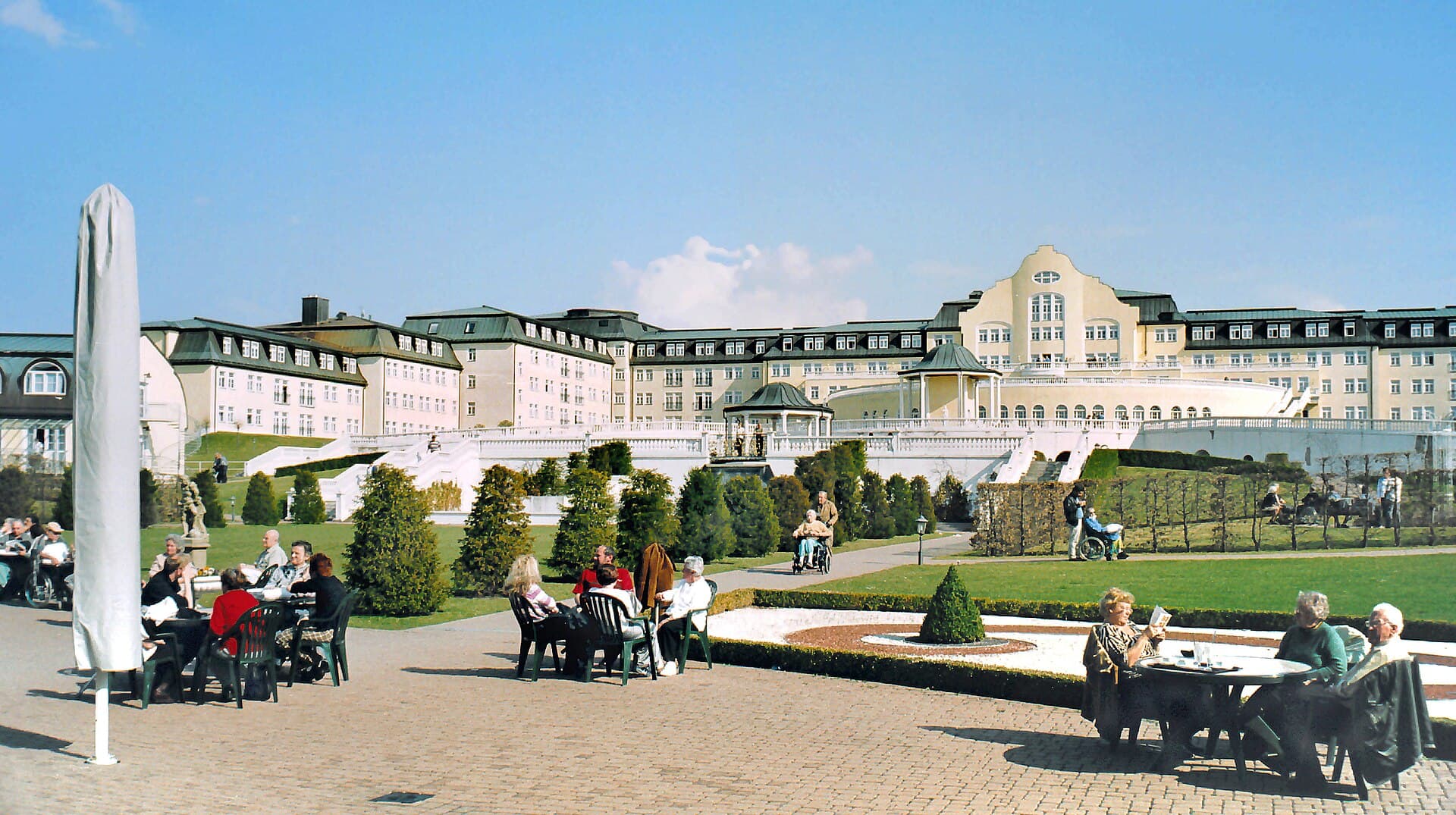 Außenansicht: Klinik Bavaria, Rehabilitations KG Kreischa