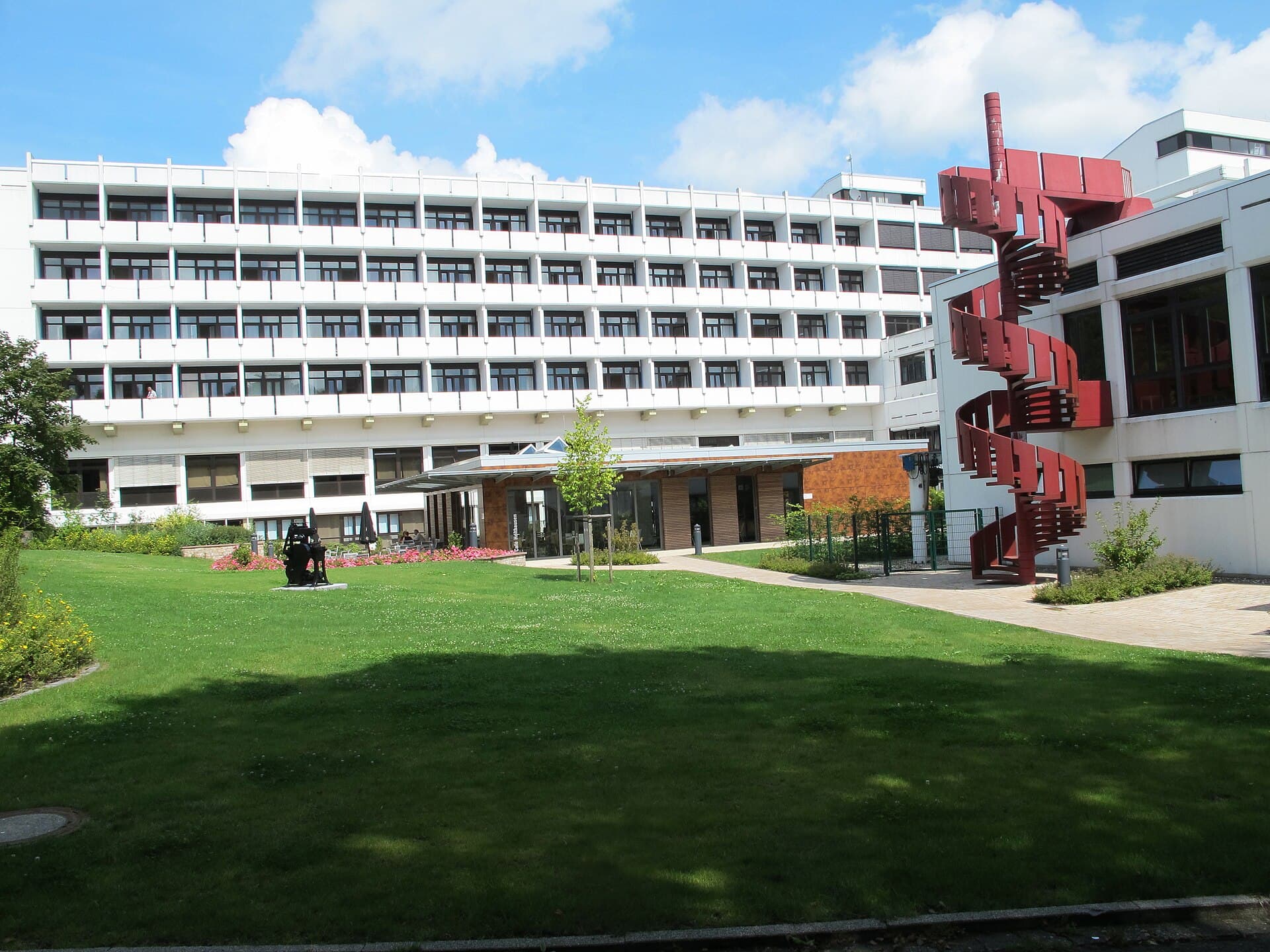 Außenansicht: Klinik Königsfeld